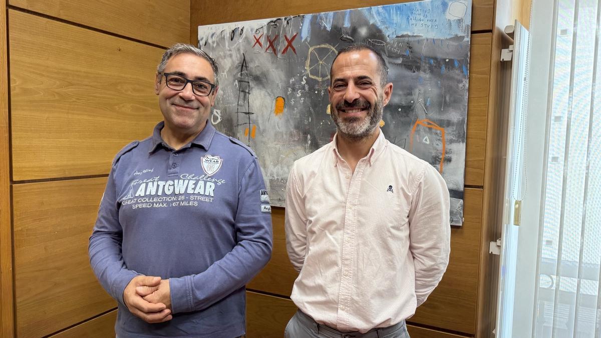 Pergentino Martínez y Ángel García, en el Ayuntamiento