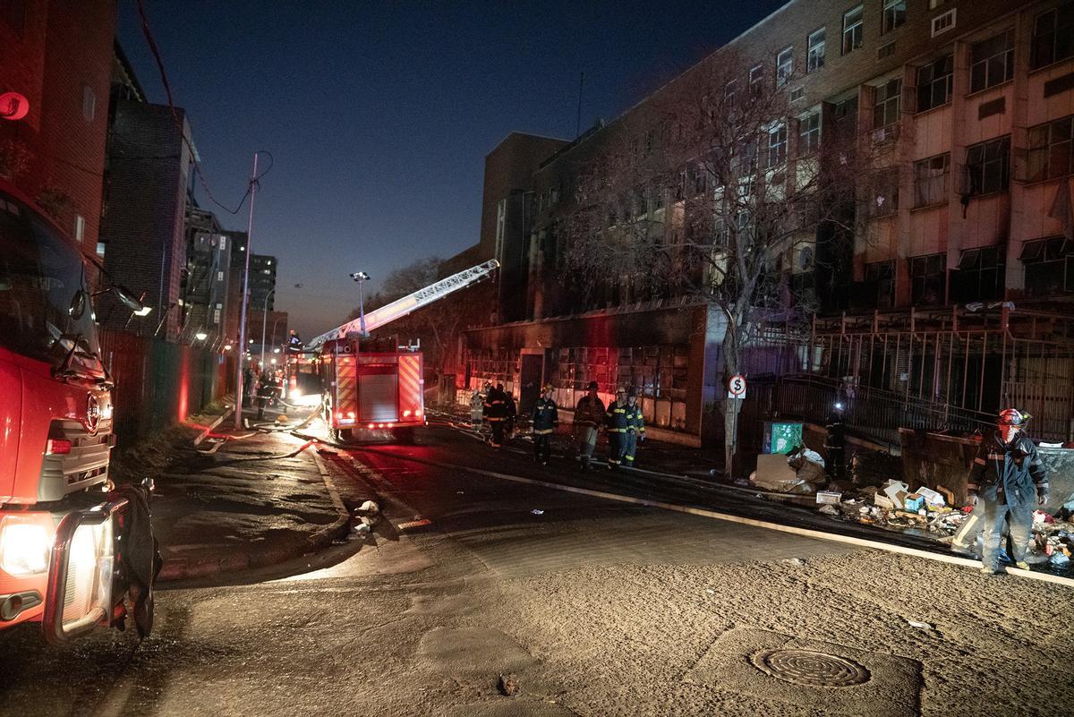 Incendio mortal en un edificio de Johannesburgo