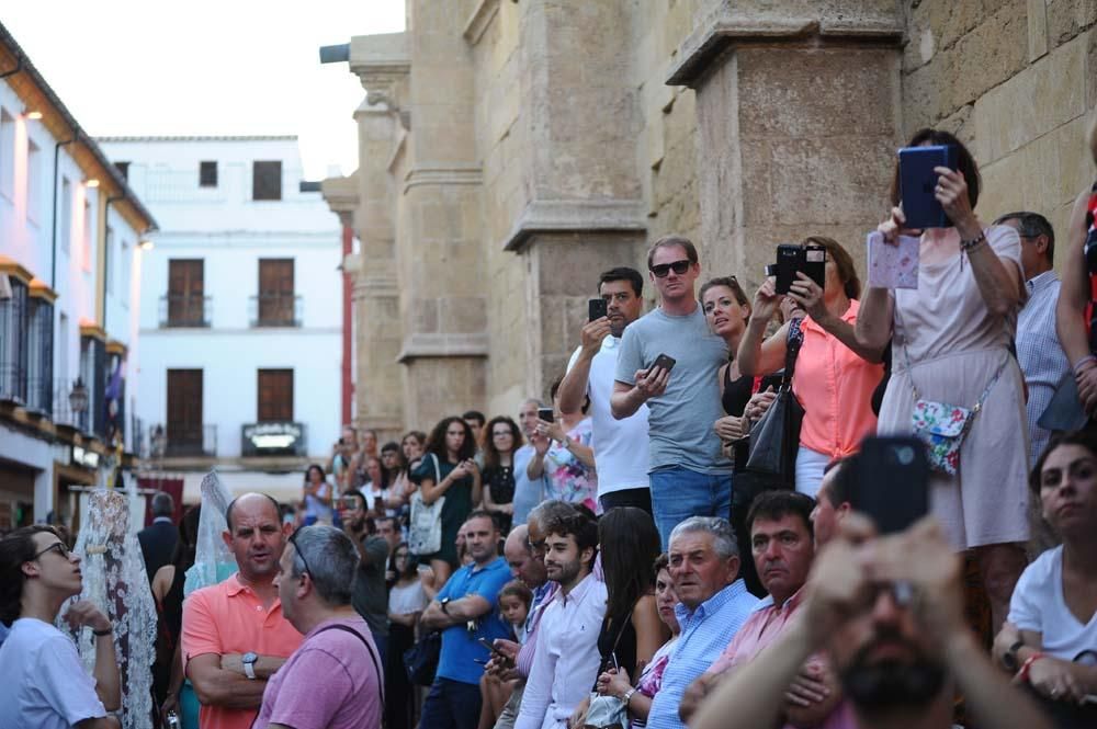 La Virgen de Acá vuelve a las calles del Alcázar Viejo