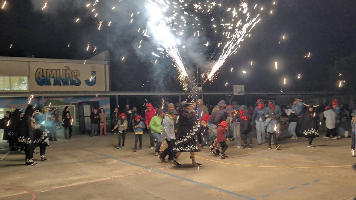 L’escola Joncadella de Sant Joan celebra la seva festa L’escola Joncadella de Sant Joan celebra la seva festa