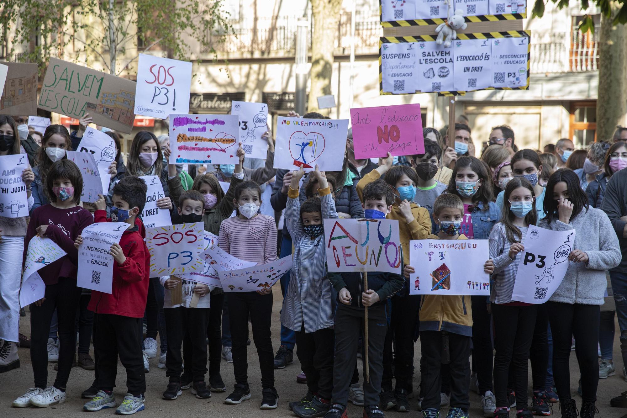 Mobilització a Sant Hilari per defensar la viabilitat de l'escola Sant Josep