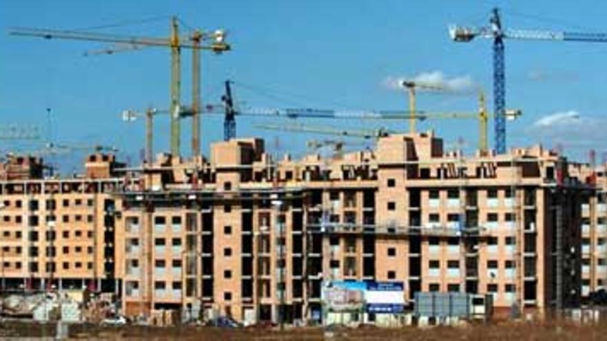 El precio de la vivienda libre cae el 1,6% en Extremadura