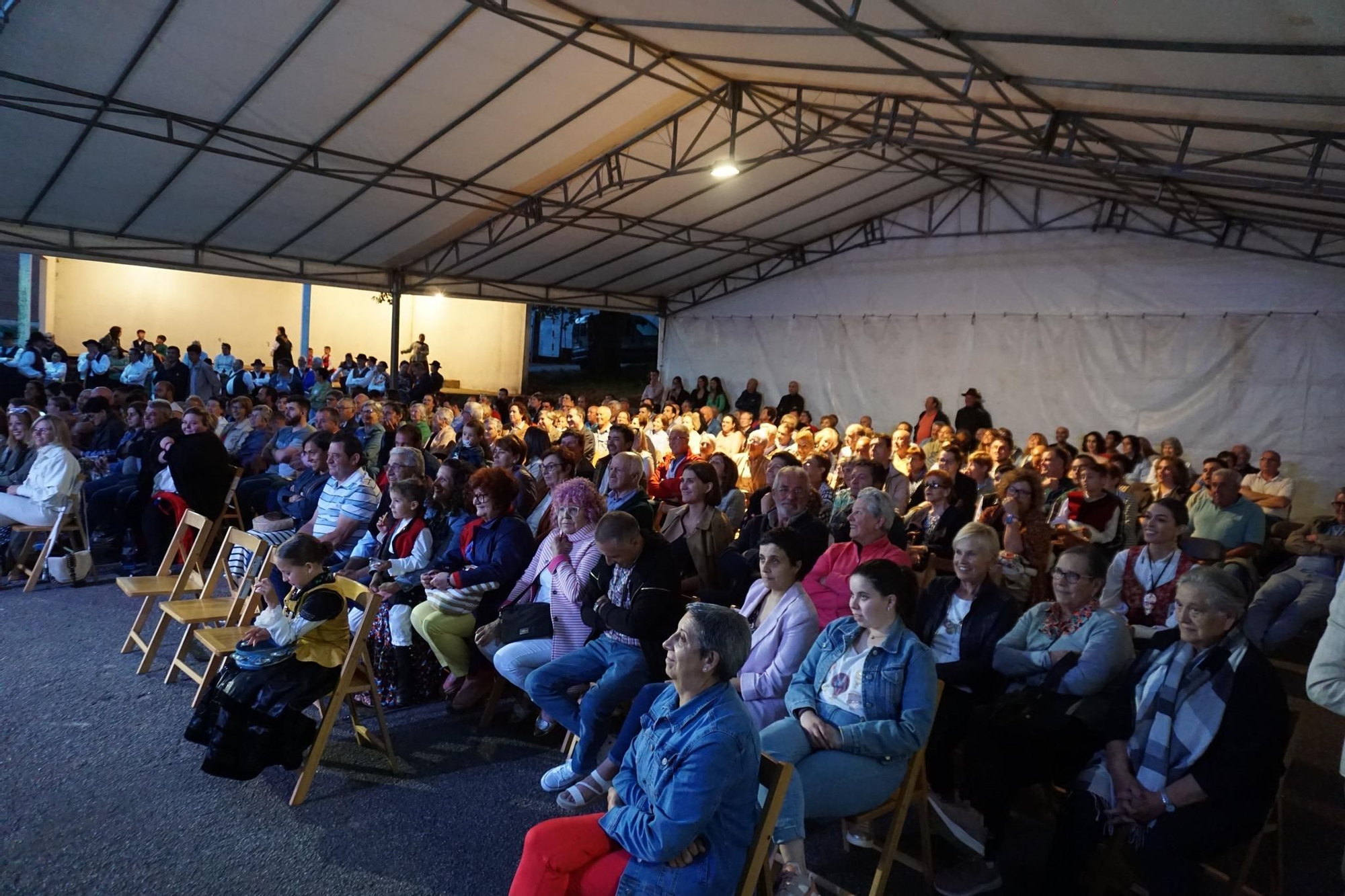 Noite de baile e premios da Carballeira en Cercio