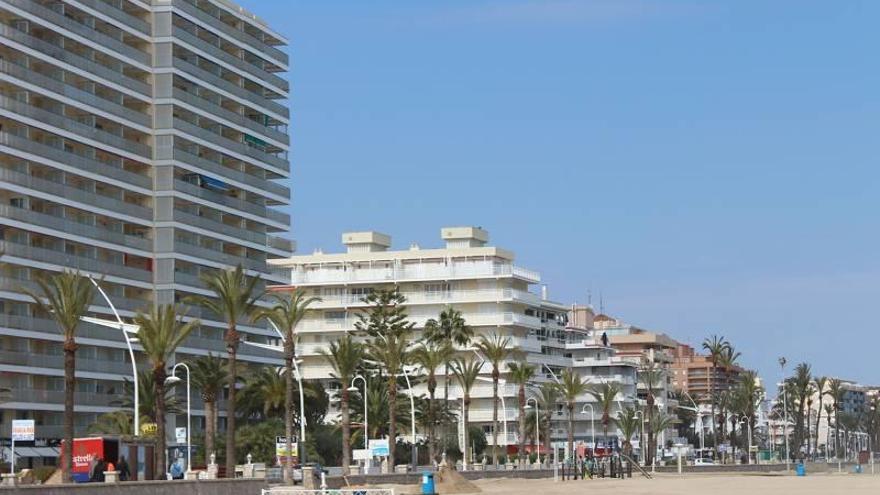 El alquiler de apartamentos en la playa se recupera y sube precios