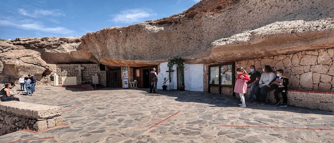 Cueva del Hermano Pedro, en Granadilla de Abona. | | MARÍA PISACA