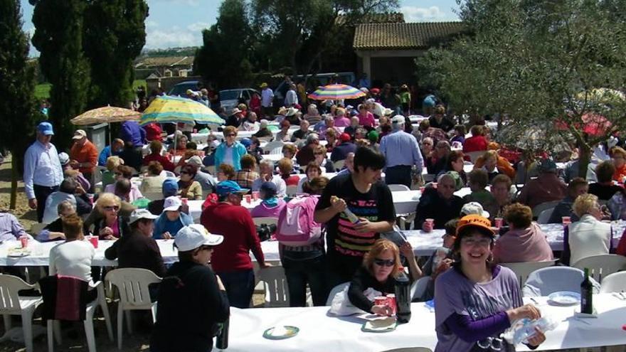 Imagen de la fiesta que se celebra en la ermita de Sant Vicenç.