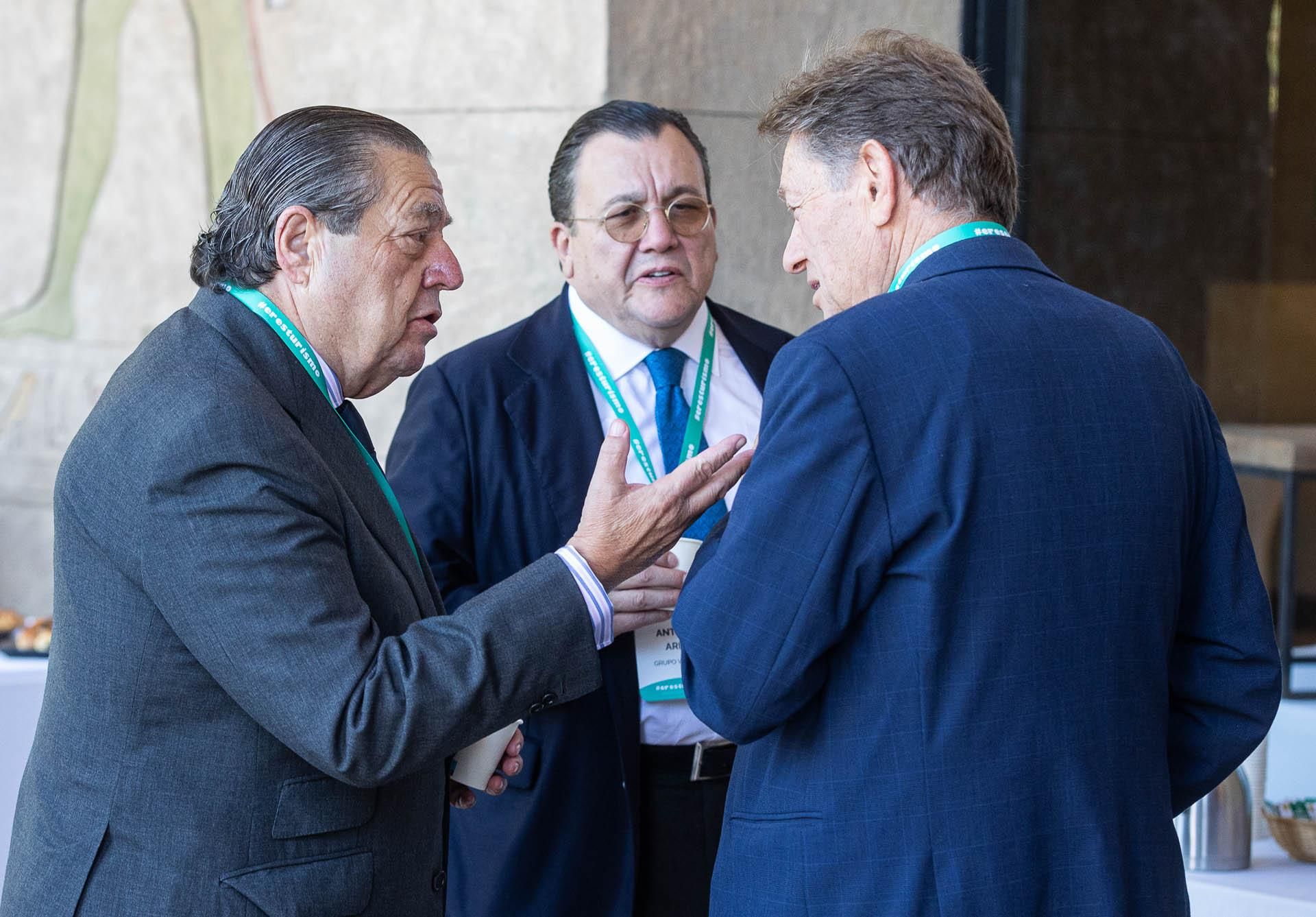 Los empresario cierran filas en defensa del turismo en las jornadas celebradas en Benidorm