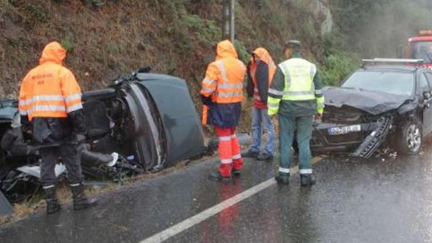 Mueren un padre y  su hijo en una colisión en la N-525 en Ourense