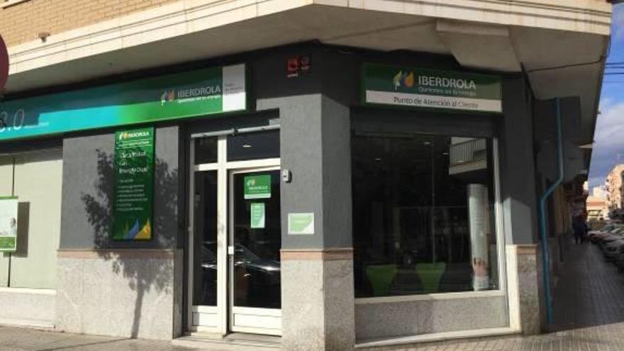 Iberdrola abre en Novelda un nuevo punto de atención para los clientes de la comarca