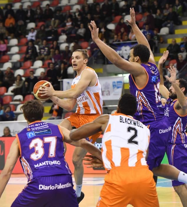 El Leyma le gana 82-76 al Palencia