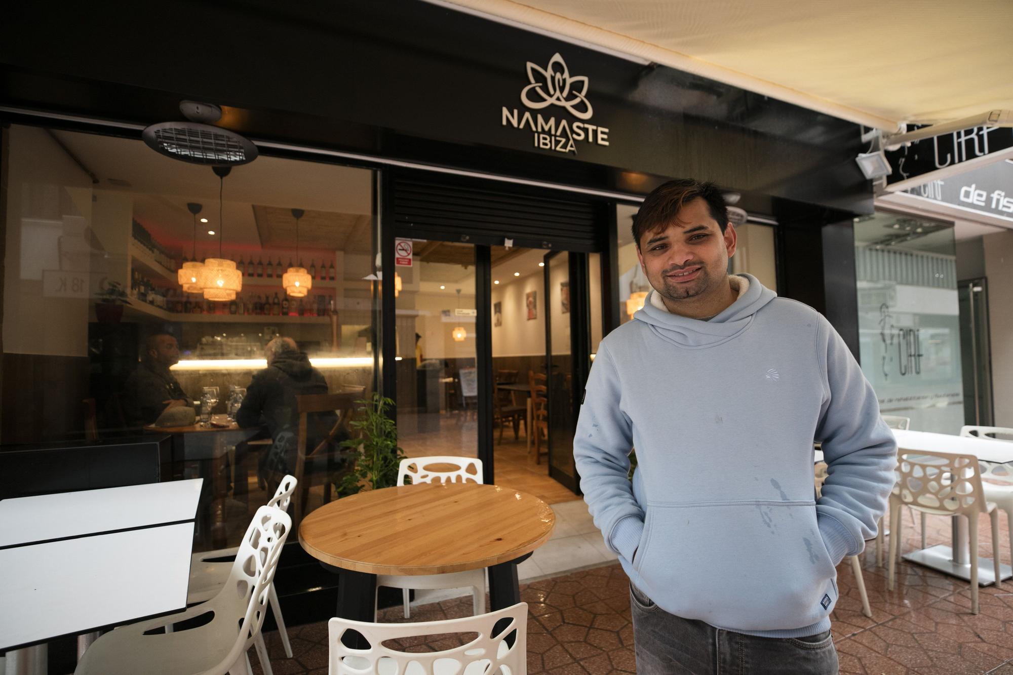 Santos Suvedi abre el restaurante Namasté en Ibiza
