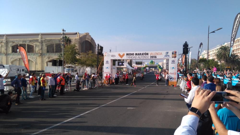 Las mejores imágenes de la Media Maratón de Valencia