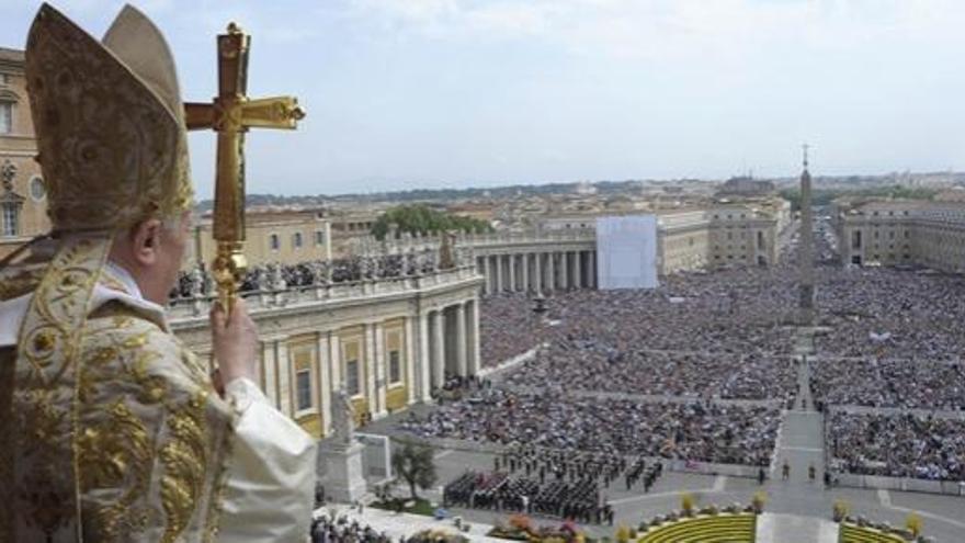 Benedicto XVI, durante la misa.