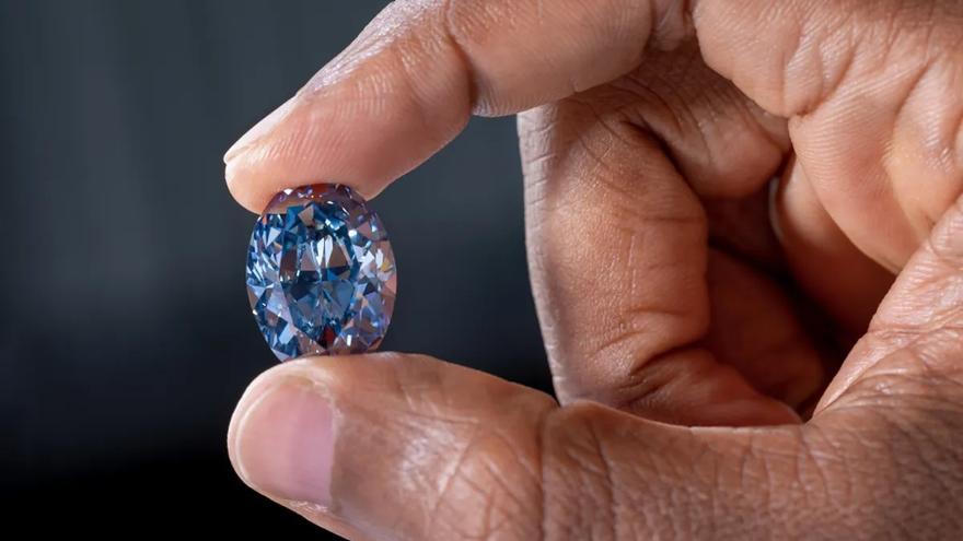 El enigmático diamante azul de 3.000 millones de años que se descubrió en África