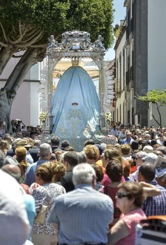 Procesión en Santa María de Guía