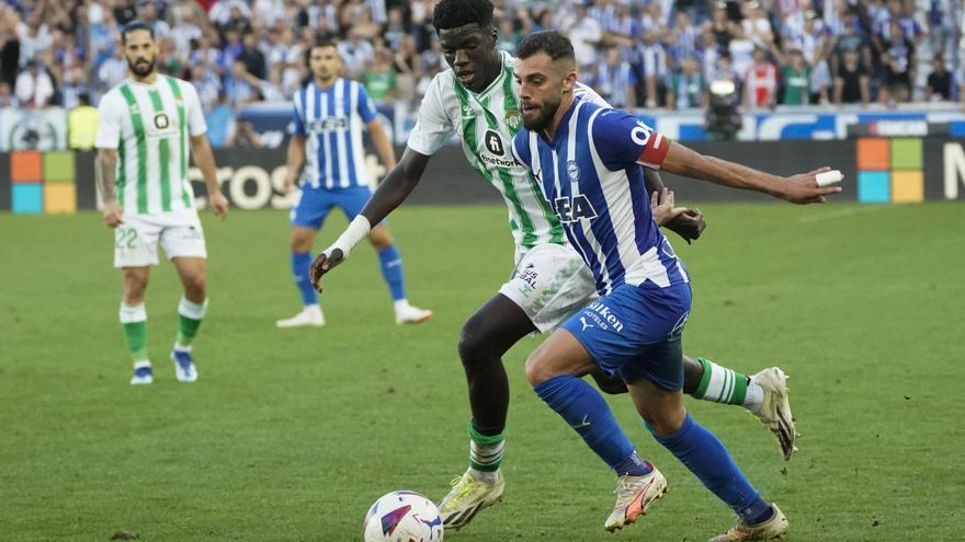 Alavés y Betis deciden todo en el primer tiempo