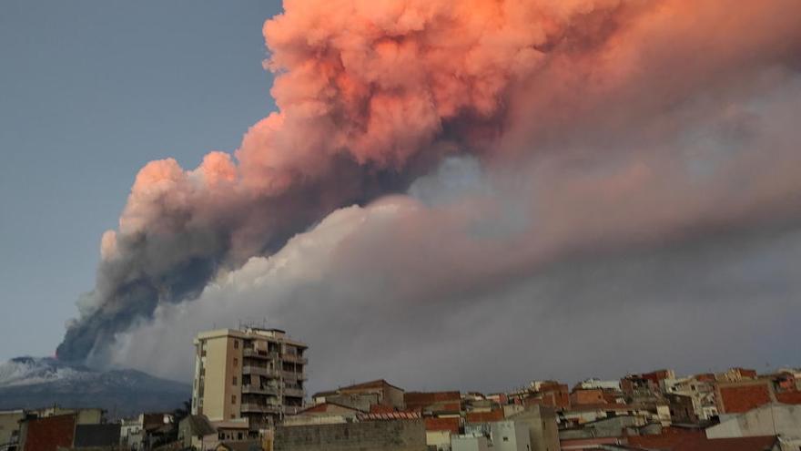 L&#039;Etna en erupció aquest dimecres 17 de febrer del 2021