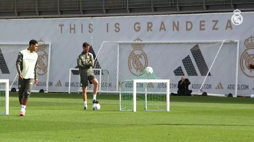 El Real Madrid regresa a los entrenamientos tras la victoria ante el Villarreal