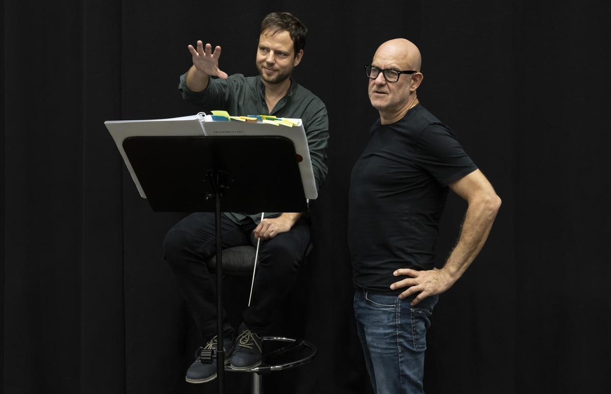 Francisco Coll y Àlex Rigola durante uno de los ensayos