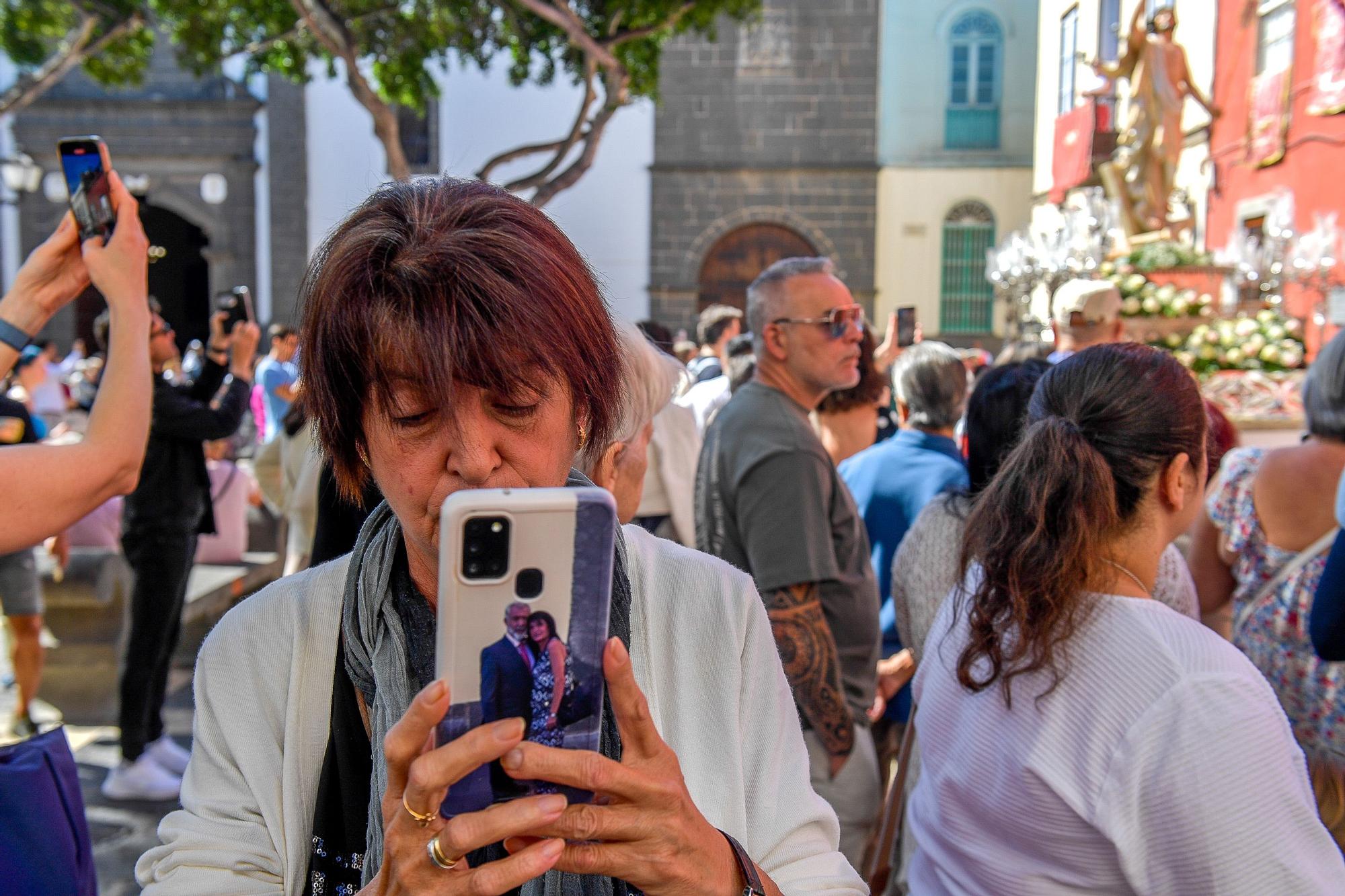 Procesión del Cristo Resucitado con salida desde laParroquia de Santo Domingo