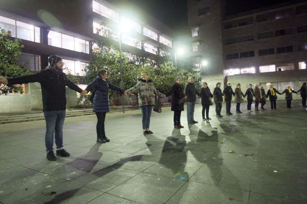 Cadena humana contra la violència masclista