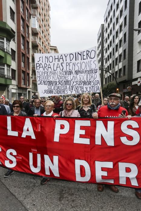 Protesta de pensionistas en Gijón