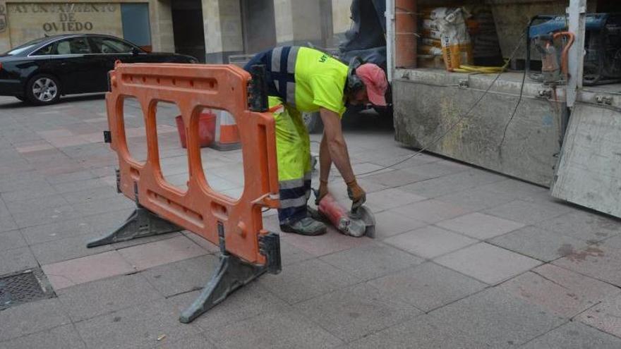 Oviedo acometerá reparaciones en trece calles a partir de este lunes