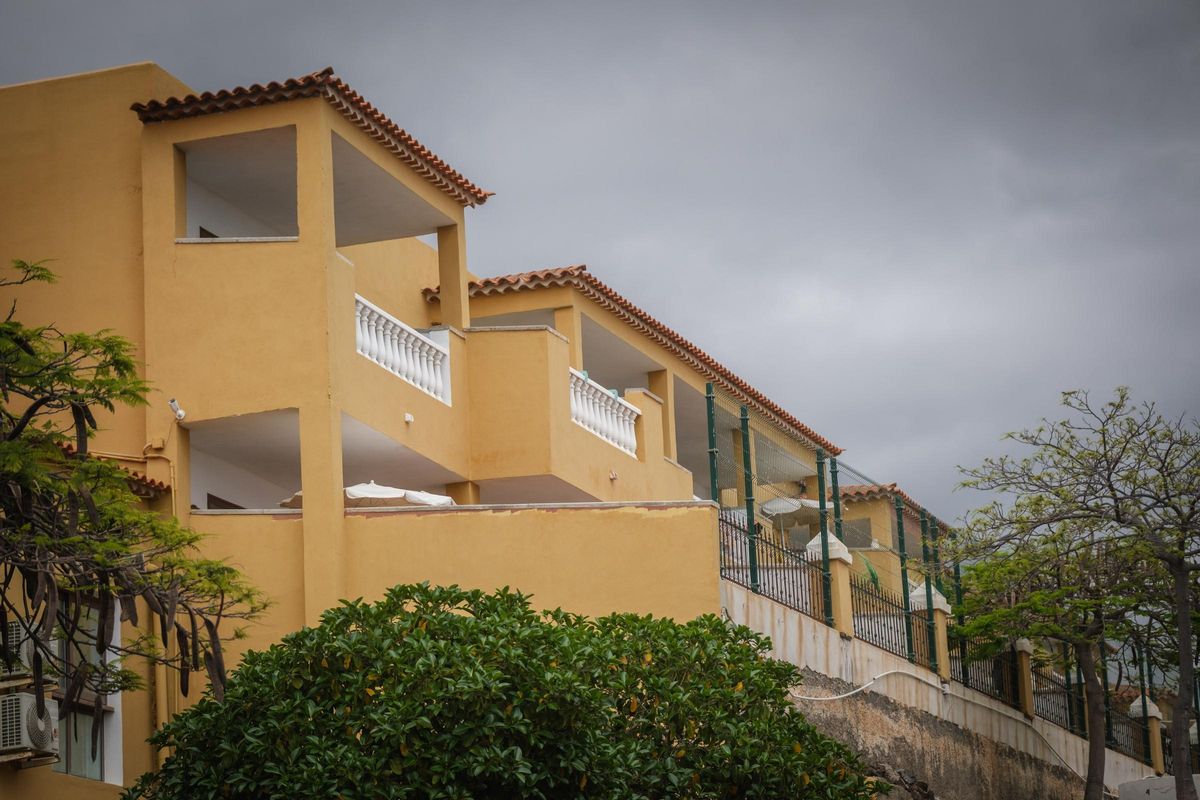 Hotel tomado por okupas en el sur de Tenerife