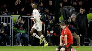 Rennes - Milan: El gol de Rafael Leao