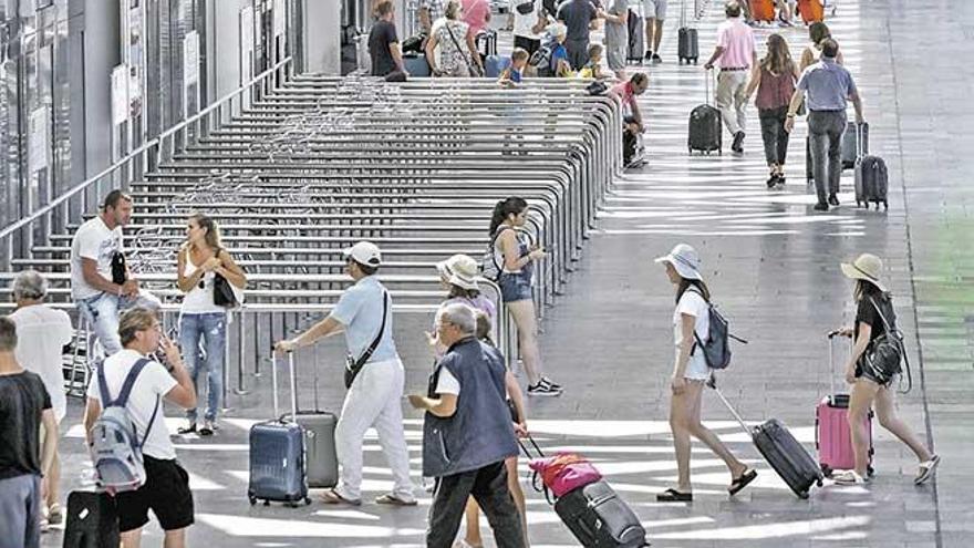 El conflicto aeroportuario generaría un fuerte deterioro de la imagen de España.