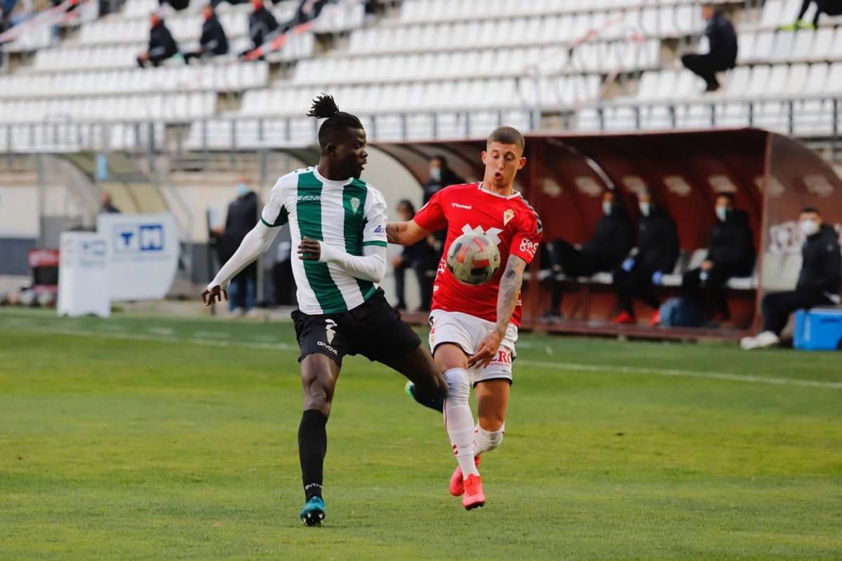 El Córdoba CF de Alfaro se impone al Real Murcia