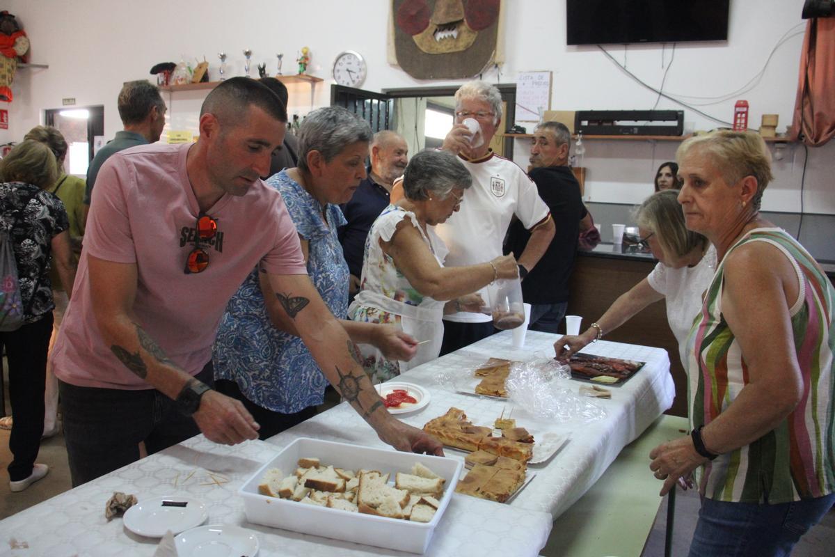 Villanueva de Valrojo festeja a su patrona