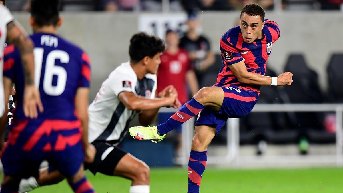 Así fue el golazo de Dest con la selección de Estados Unidos