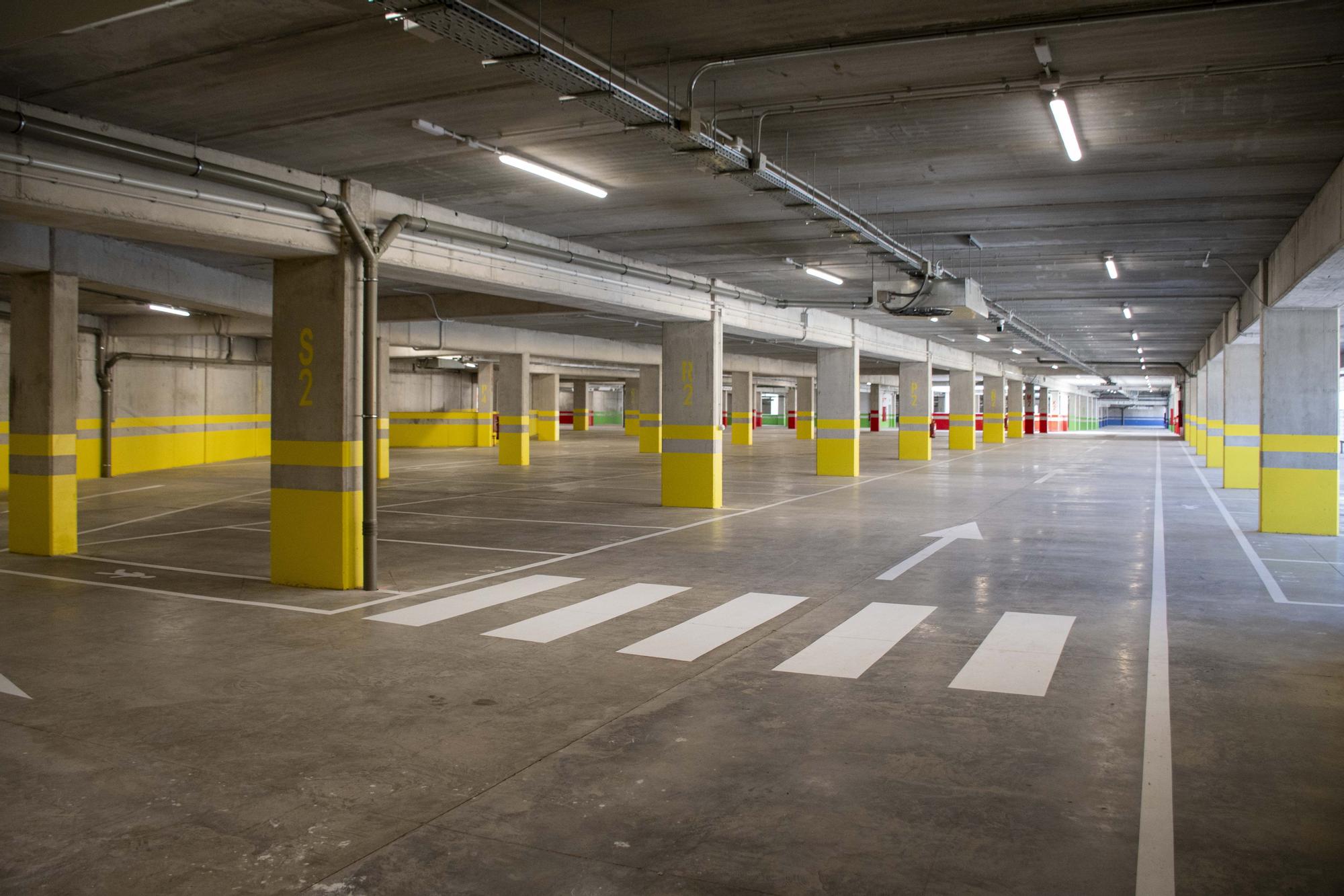 Interior del parking de Arguinegu�n.jpg