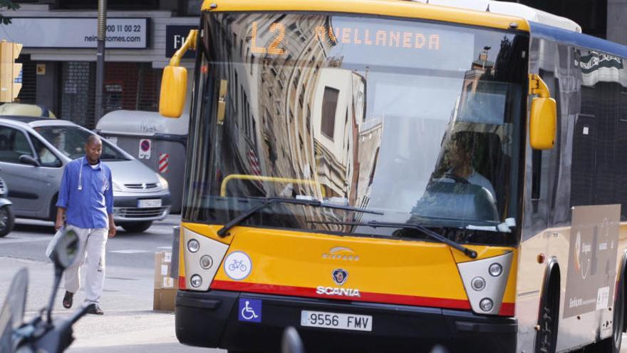 Un autobús de TMG.