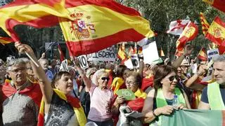 50.000 contrarios a la amnistía claman desde Barcelona por "Puigdemont a prisión"