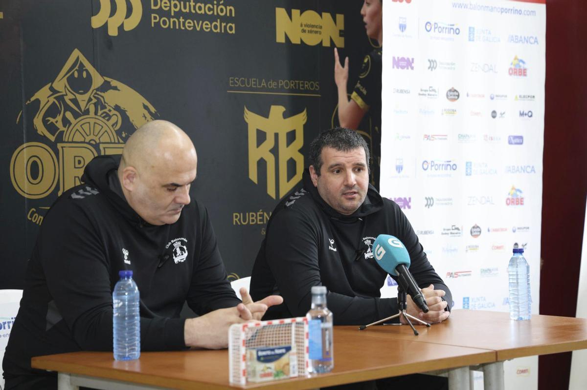 Abel Estévez e Isma Martínez, el pasado martes en el anuncio sobre su futuro en el banquillo.