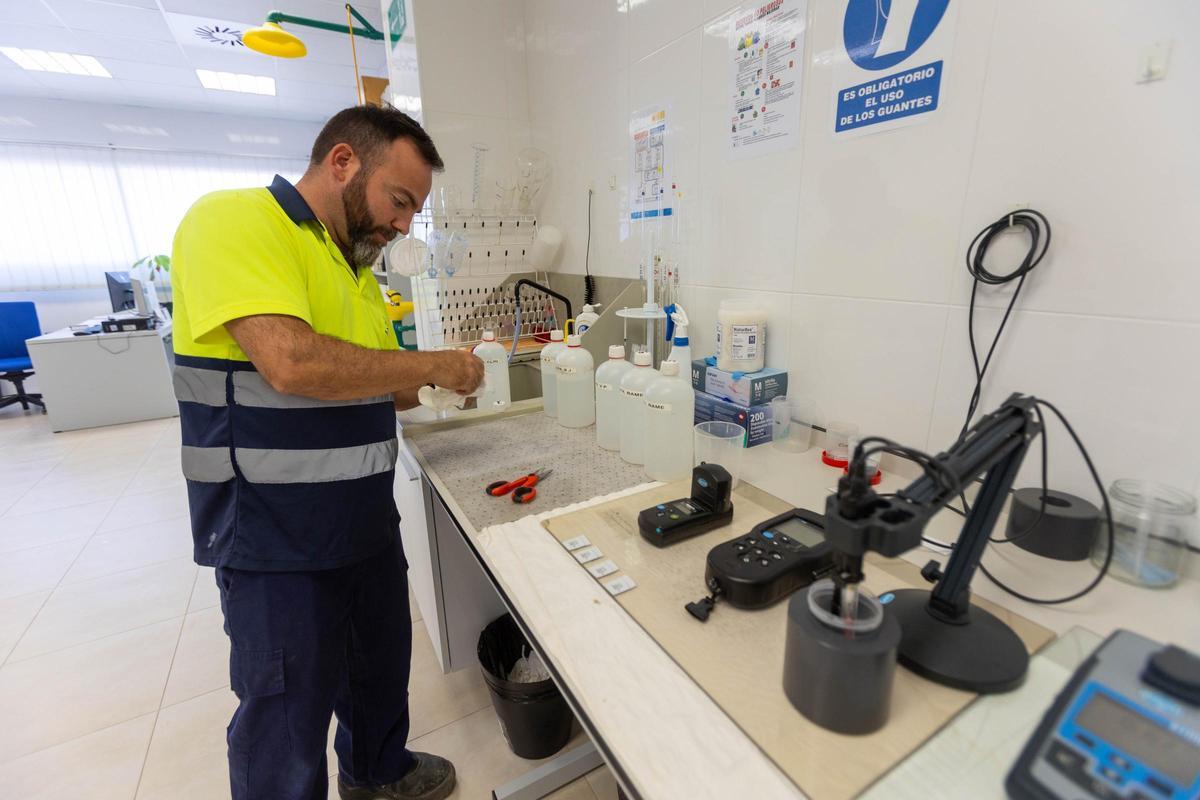 El laboratorio donde se verifica la calidad del agua