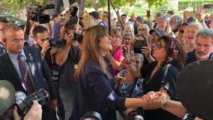 La «realitat paral·lela» de Laura Borràs: ‘presidenta’ simbòlica fora del Parlament i als llimbs dins