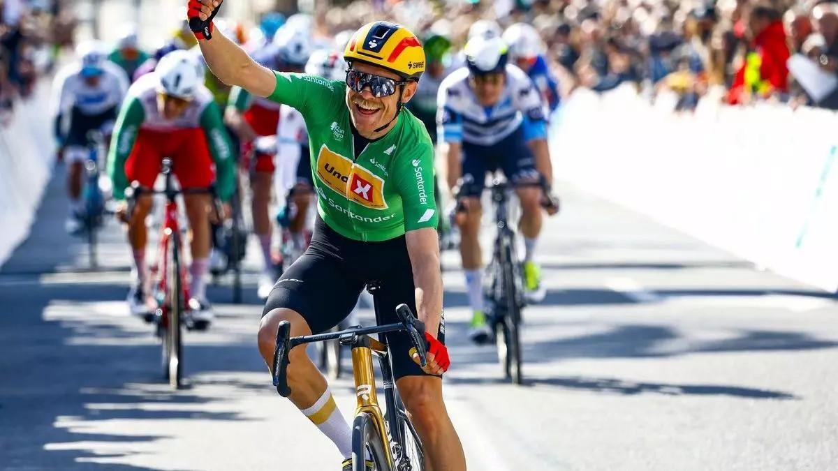 Magnus Cort triunfa en la quinta y última etapa del O Gran Camiño