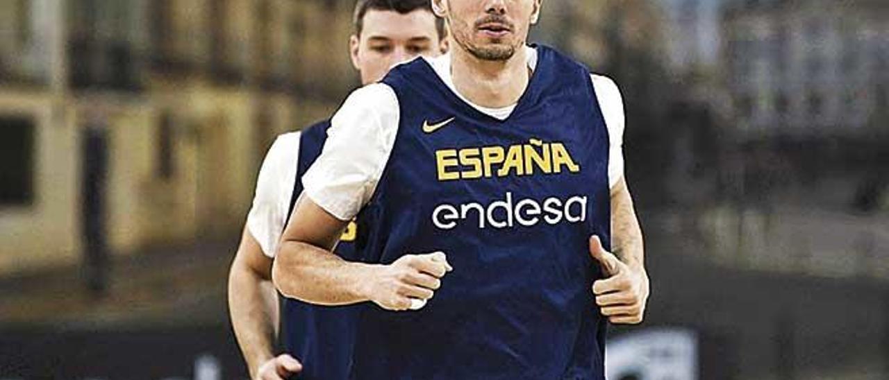 Pere TomÃ s, durante el entrenamiento del miÃ©rcoles en Guadalajara con la selecciÃ³n espaÃ±ola.