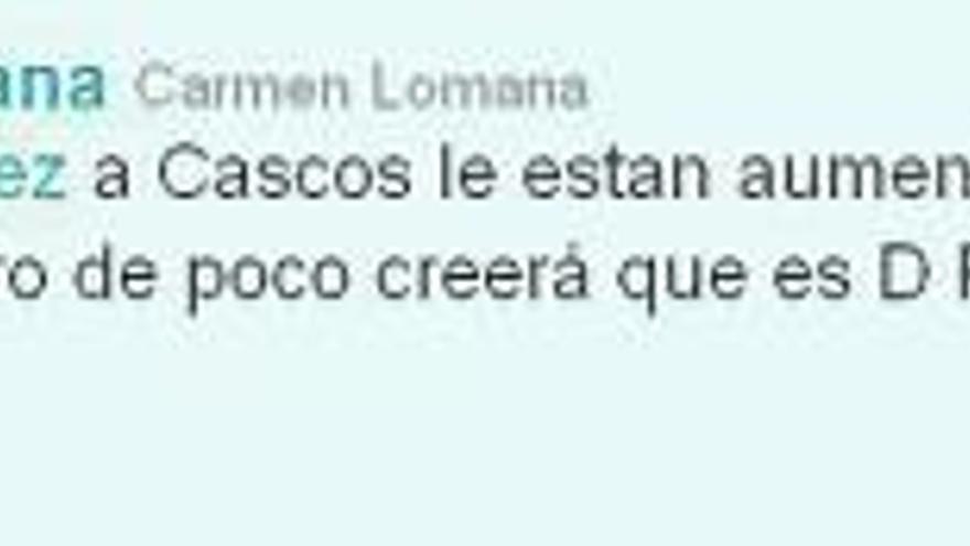 «trending topic». De arriba abajo, los mensajes sobre el asunto twitteados por Carmen Lomana y Mario Conde, una de las versiones del hit casquista «No me dejan gobernar», en la cuenta del diputado de Foro Asturias Sancho Michell, y un mensaje de «masaenfurecida» que apunta la sensación de que «esos cascos no parecen retornables».