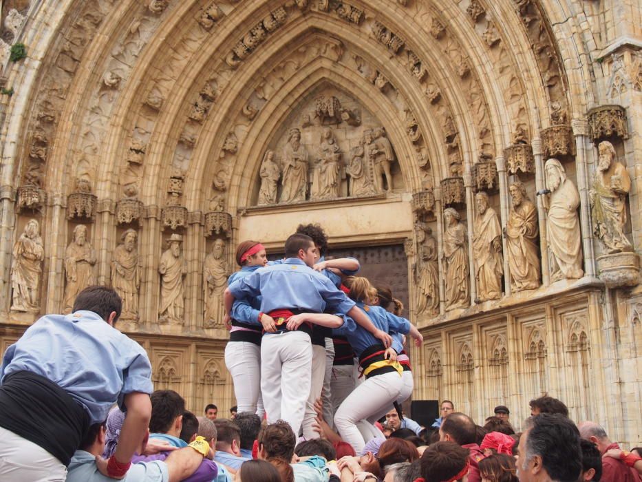 7a trobada de colles gironines a Castelló d''Empúries