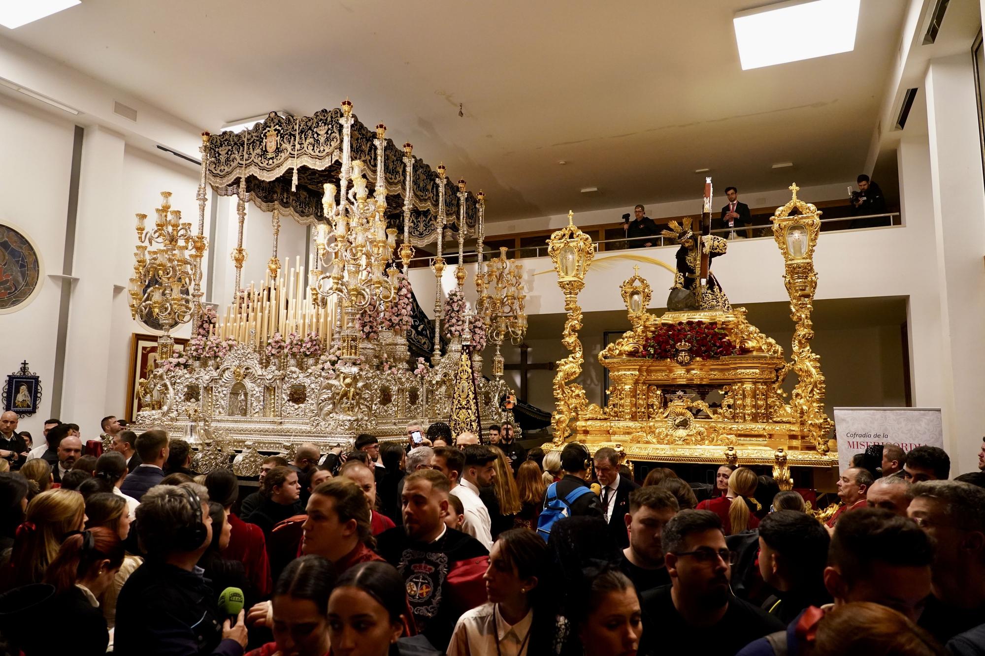 La previsión de lluvia para la noche del Jueves Santo de Málaga llevó a la suspensión de la procesión de la hermandad de la Misericordia.