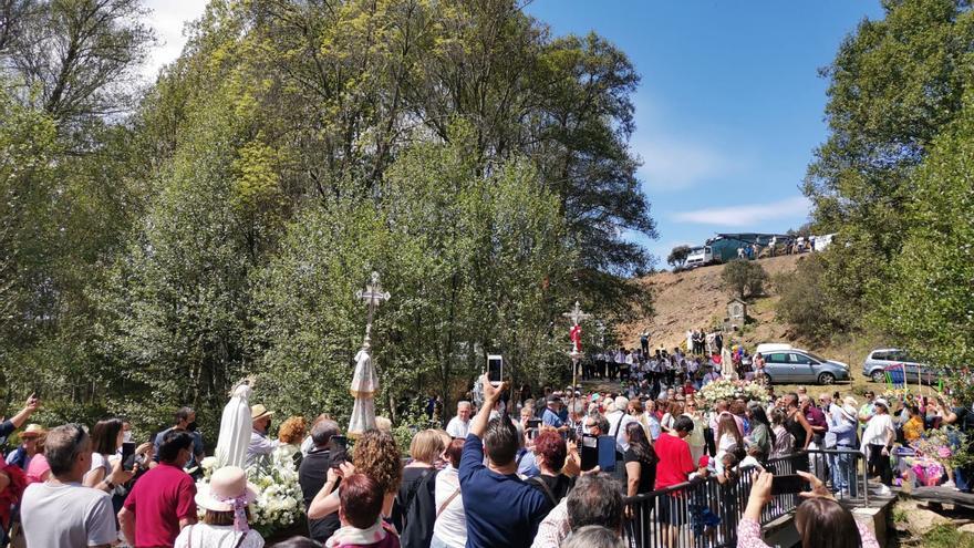 La frontera se rinde a la Virgen de Fátima