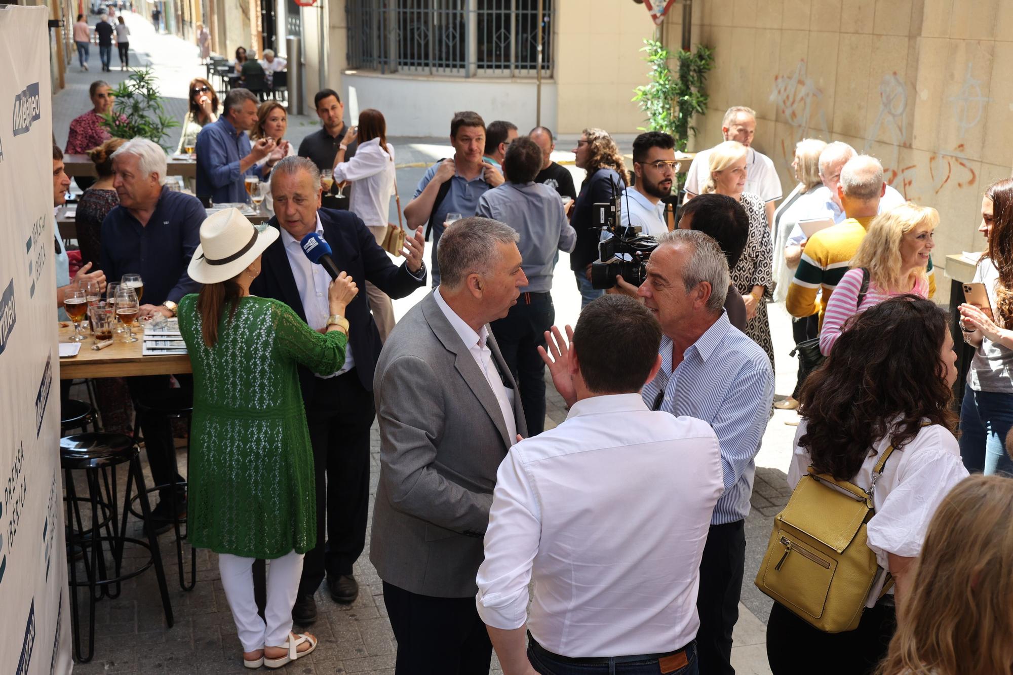 Las imágenes de la primera jornada de la Bodeguilla de 'Mediterráneo' en las fiestas de Sant Pasqual de Vila-real