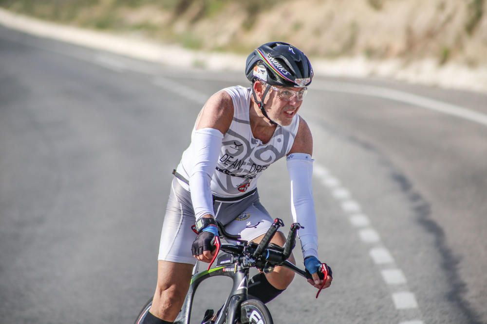 Gustavo Rodríguez y Anna Noguera ganan el Triatlón