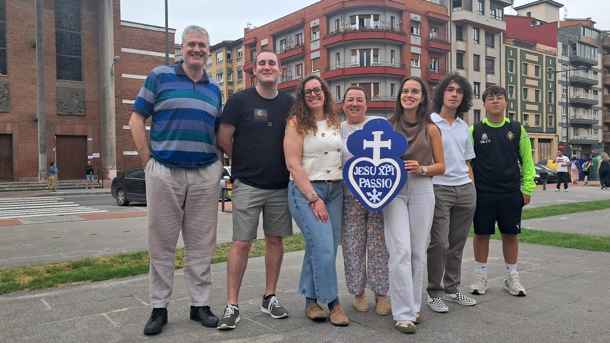 Parte de la delegación mierense que viajará a Madrid.