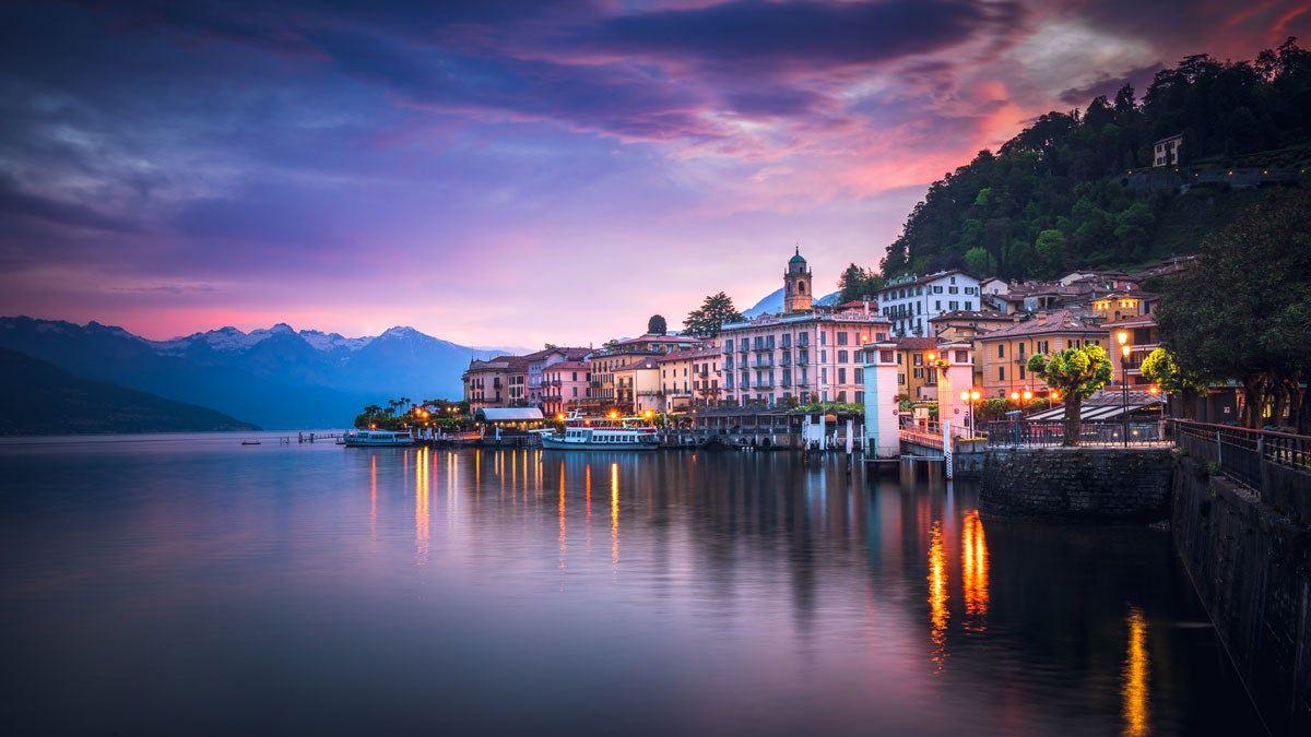 Vista nocturna de Bellagio