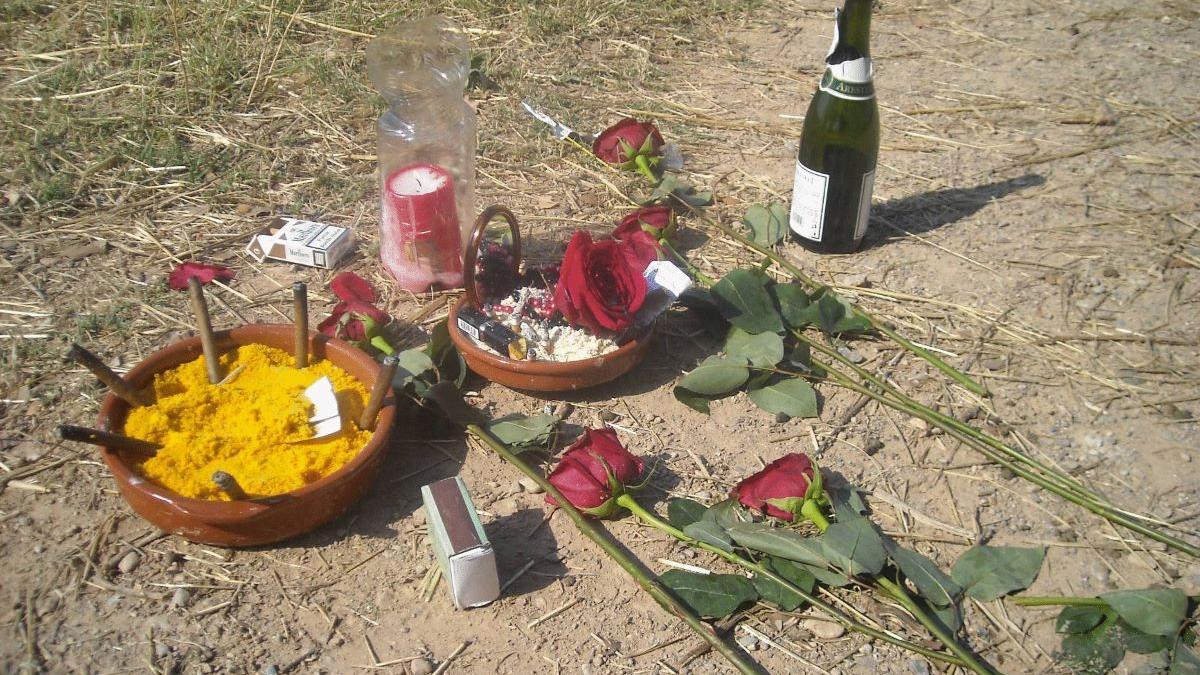 Restos de un ritual de santería.